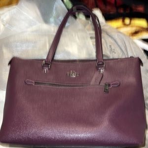 COACH TOTE RASPBERRY purple color